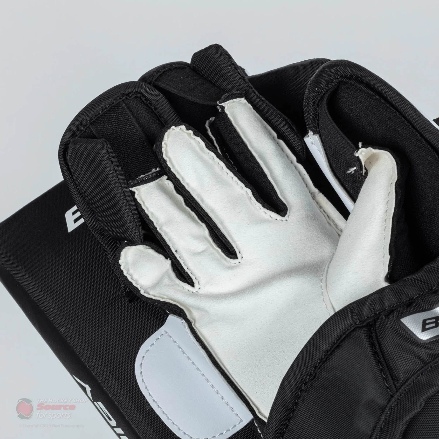 Bauer GSX Prodigy Youth Goalie Blocker S20 7 Bauer GSX Prodigy Youth Goalie Blocker S20 - Image 7