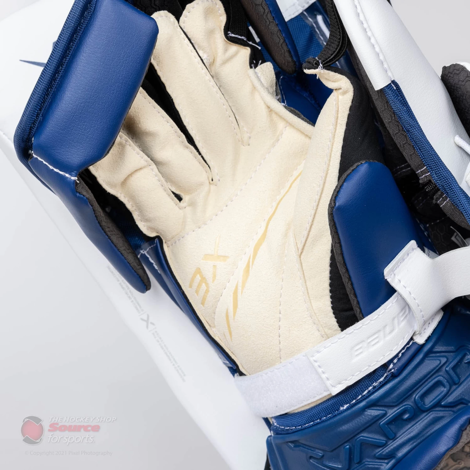 Bauer Vapor 3X Senior Goalie Blocker 8 Bauer Vapor 3X Senior Goalie Blocker - Image 8