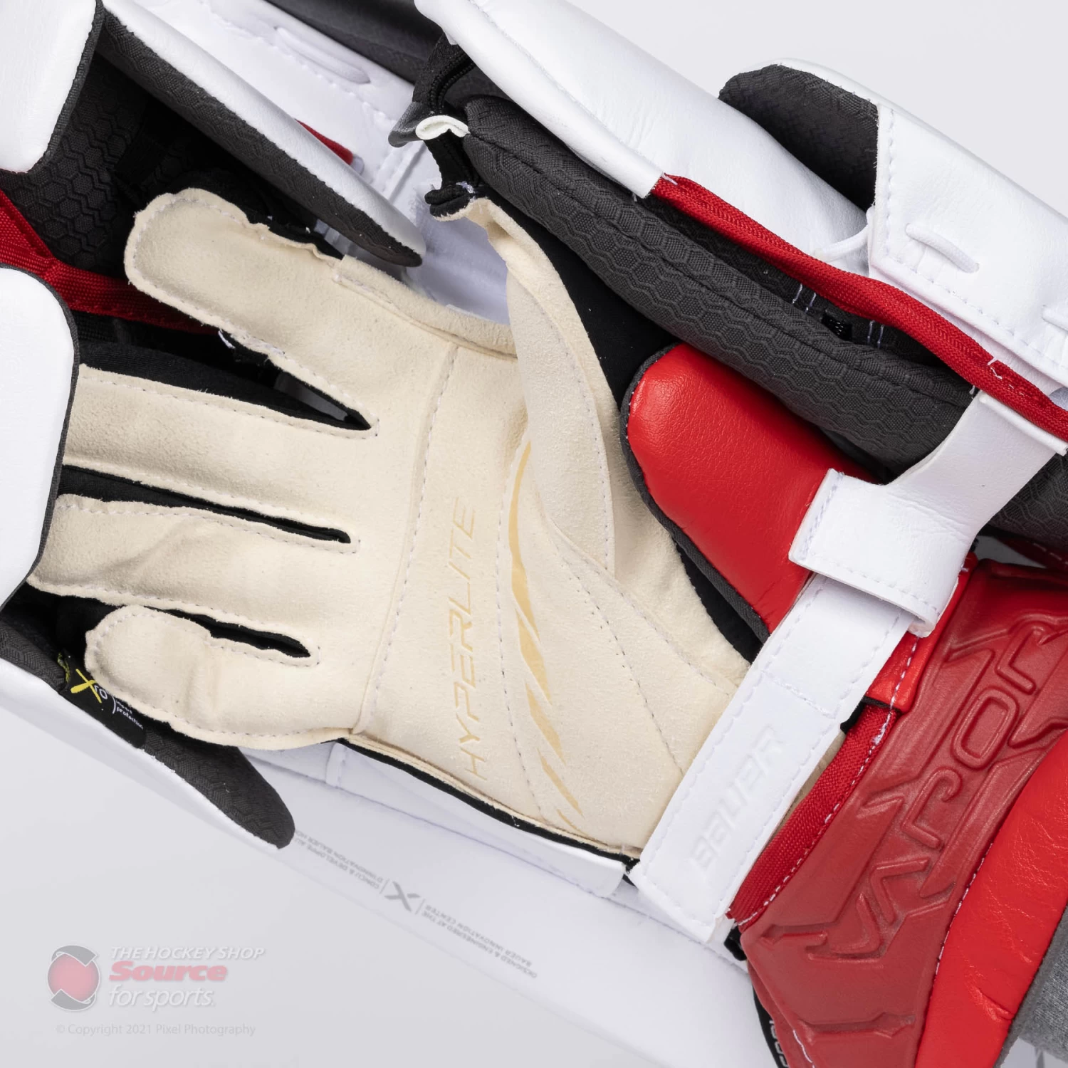 Bauer Vapor HyperLite Senior Goalie Blocker 9 Bauer Vapor HyperLite Senior Goalie Blocker - Image 9