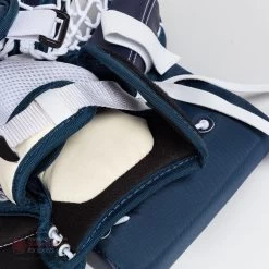 Bauer GSX Junior Goalie Catcher S20 -Hockey Shop bauer catchers bauer gsx junior goalie catcher 14451193315394