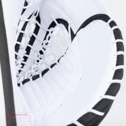 Bauer GX Senior Goalie Catcher 10 Bauer GX Senior Goalie Catcher -Hockey Shop bauer catchers bauer gx senior goalie catcher white black regular 15002700742722