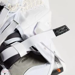 Bauer Vapor 2X Pro Senior Goalie Catcher 34 Bauer Vapor 2X Pro Senior Goalie Catcher -Hockey Shop bauer catchers bauer vapor 2x pro senior goalie catcher 5324451708994