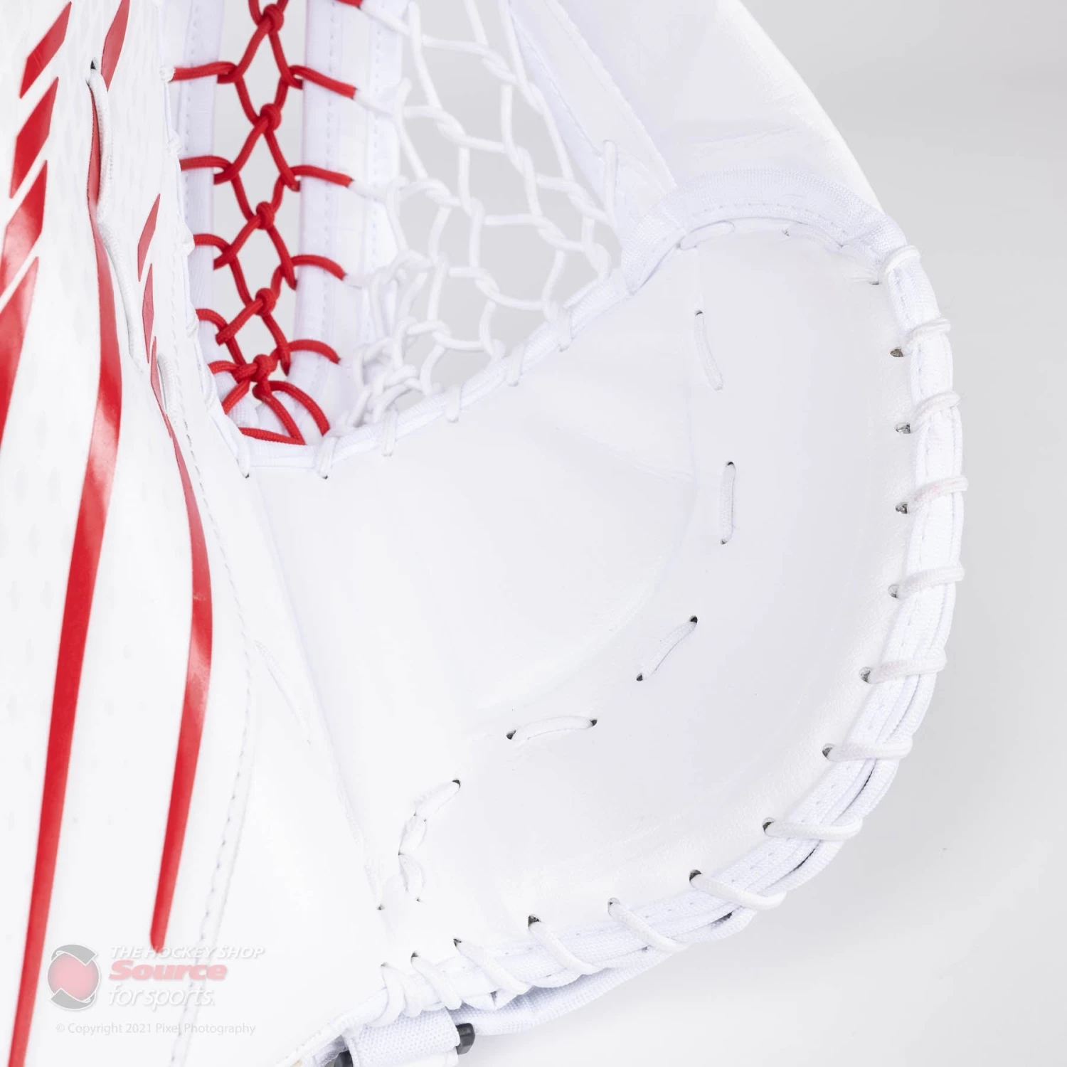 Bauer Vapor HyperLite Senior Goalie Catcher 6 Bauer Vapor HyperLite Senior Goalie Catcher - Image 6