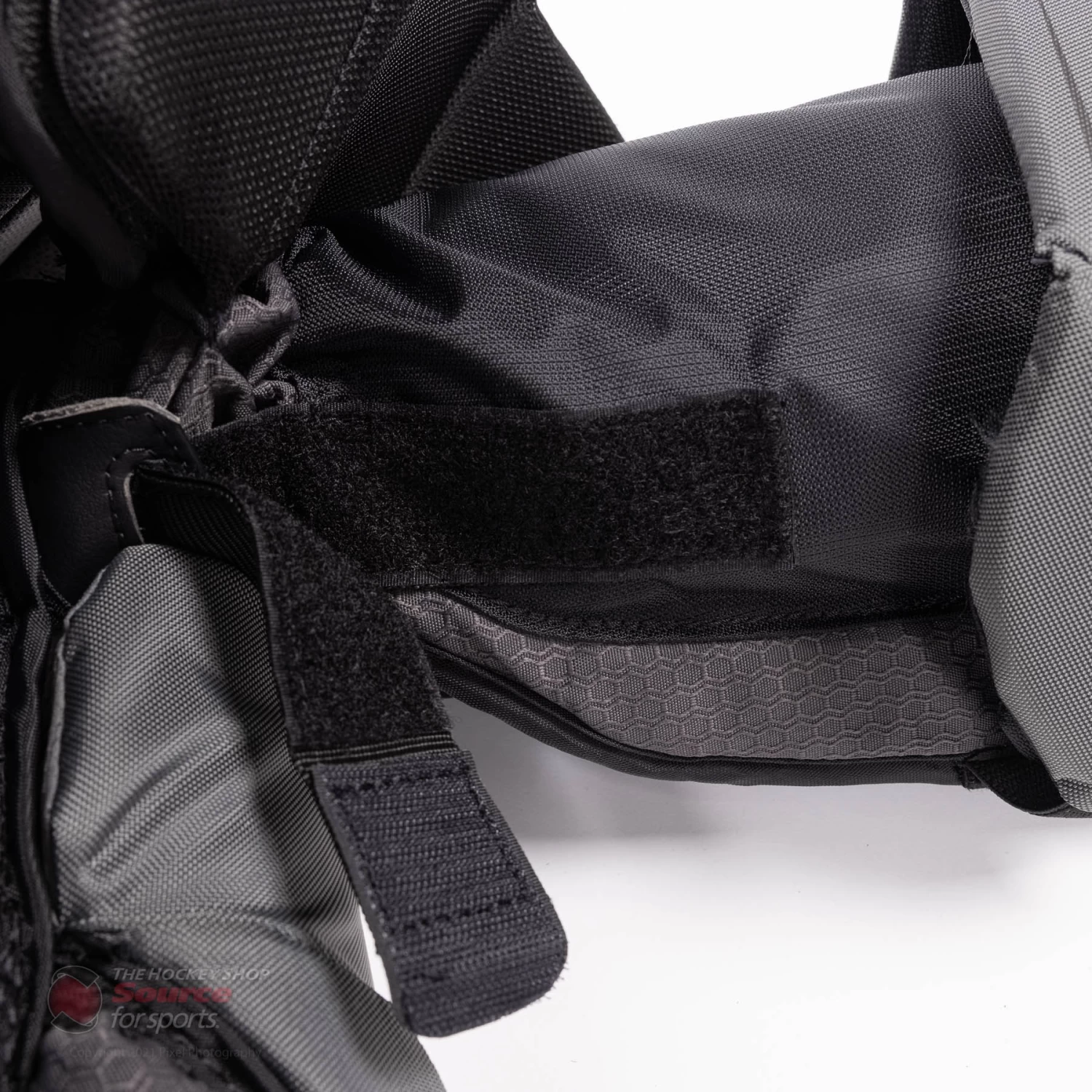 Bauer Vapor HyperLite Senior Chest & Arm Protector - Blue 10 Bauer Vapor HyperLite Senior Chest & Arm Protector - Blue - Image 10