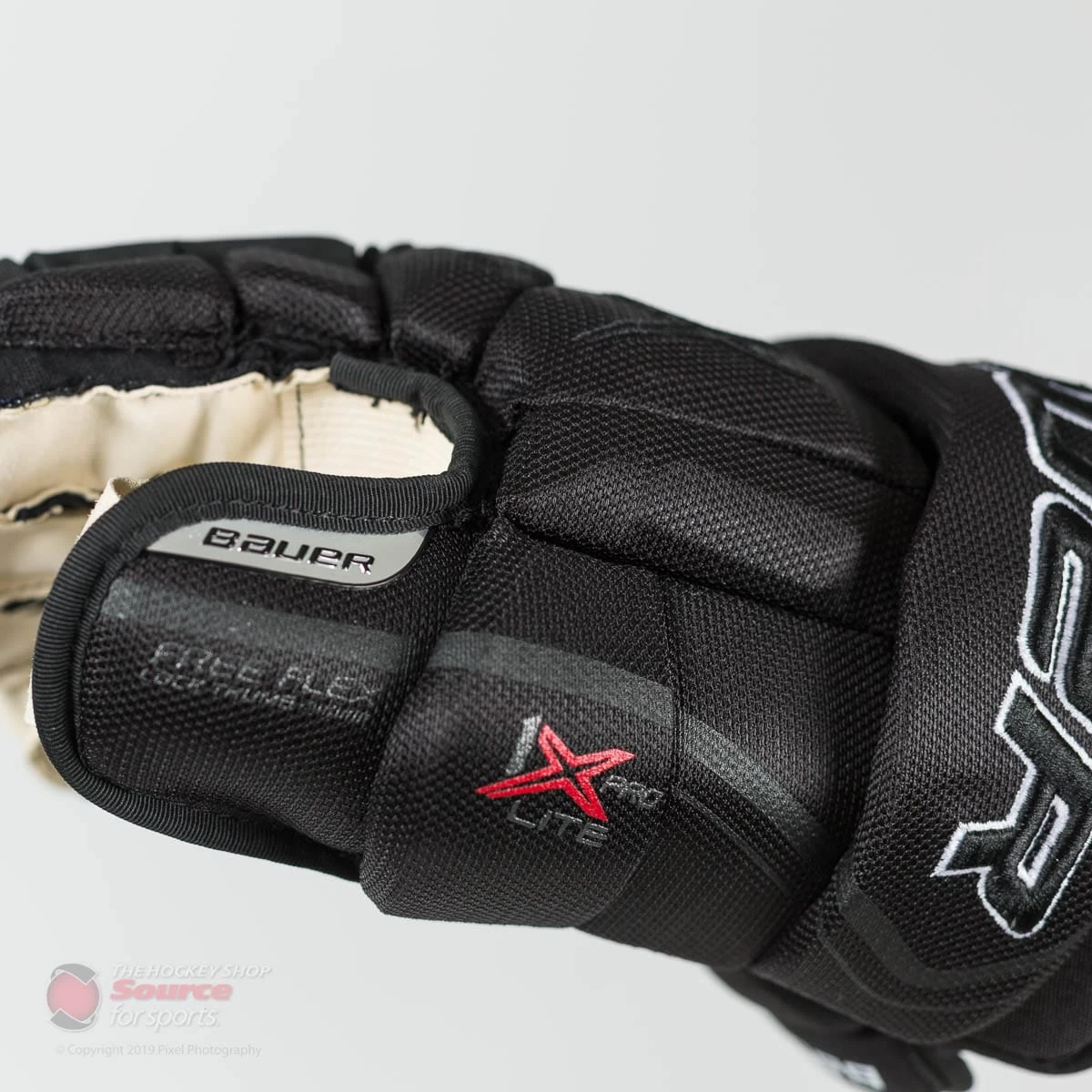 Bauer Vapor 1X Lite Pro Senior Hockey Gloves 2 Bauer Vapor 1X Lite Pro Senior Hockey Gloves - Image 2