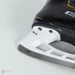 Bauer Supreme Matrix Youth Hockey Skates (2018) -Hockey Shop bauer hockey skates bauer supreme matrix youth hockey skates 2018 4530184716354
