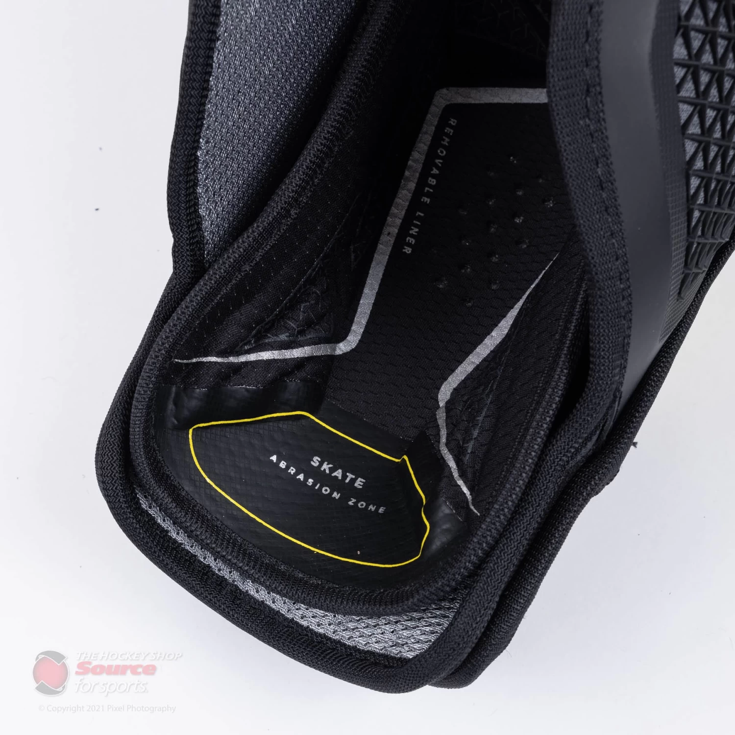 Bauer Supreme UltraSonic Intermediate Hockey Shin Guards 11 Bauer Supreme UltraSonic Intermediate Hockey Shin Guards - Image 11