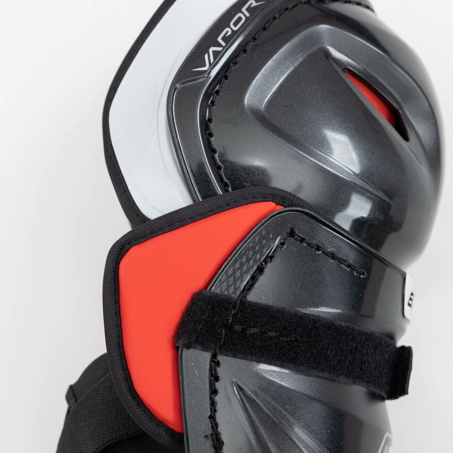 Bauer Vapor Hyperlite Senior Hockey Shin Guards 15 Bauer Vapor Hyperlite Senior Hockey Shin Guards - Image 15