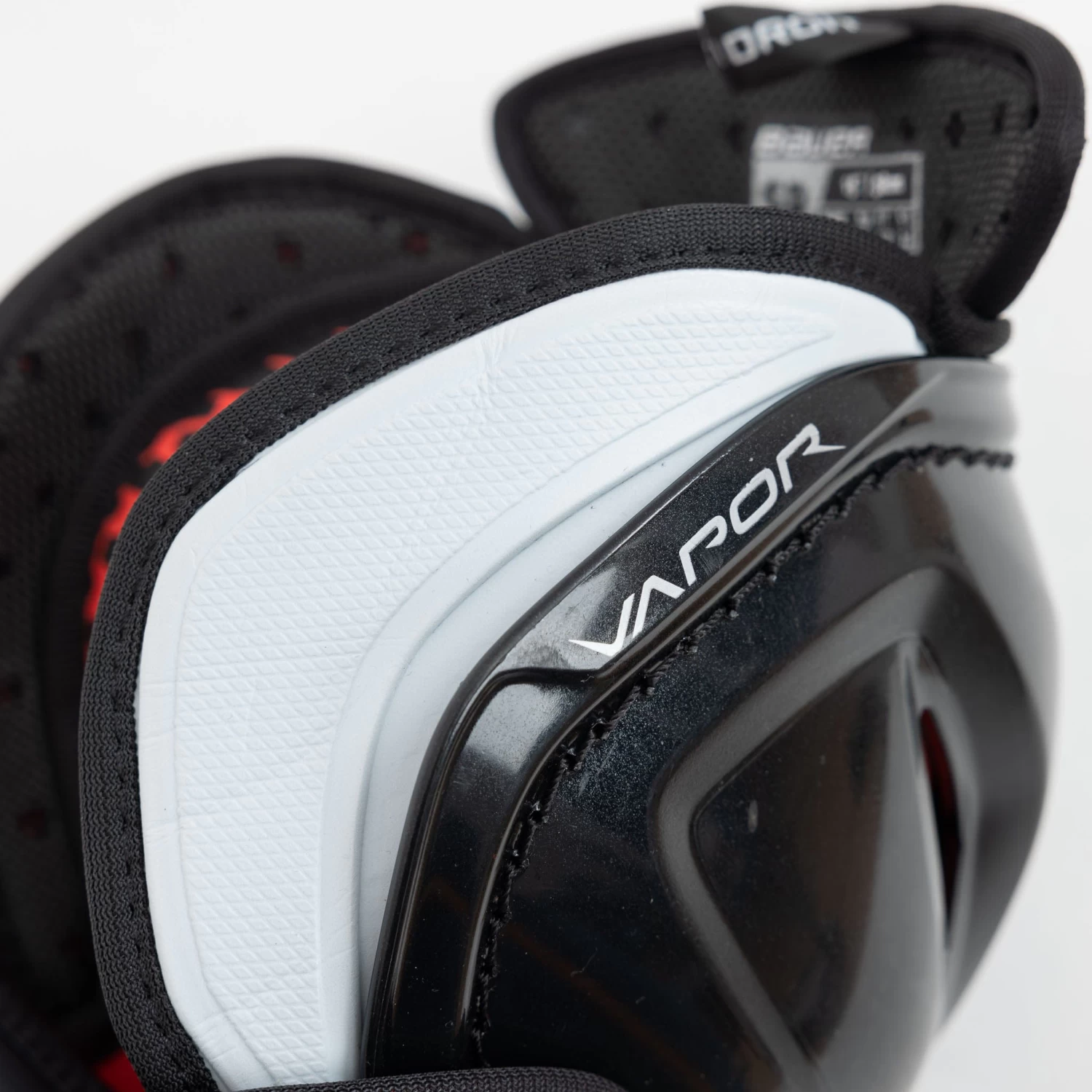 Bauer Vapor Hyperlite Senior Hockey Shin Guards 17 Bauer Vapor Hyperlite Senior Hockey Shin Guards - Image 17