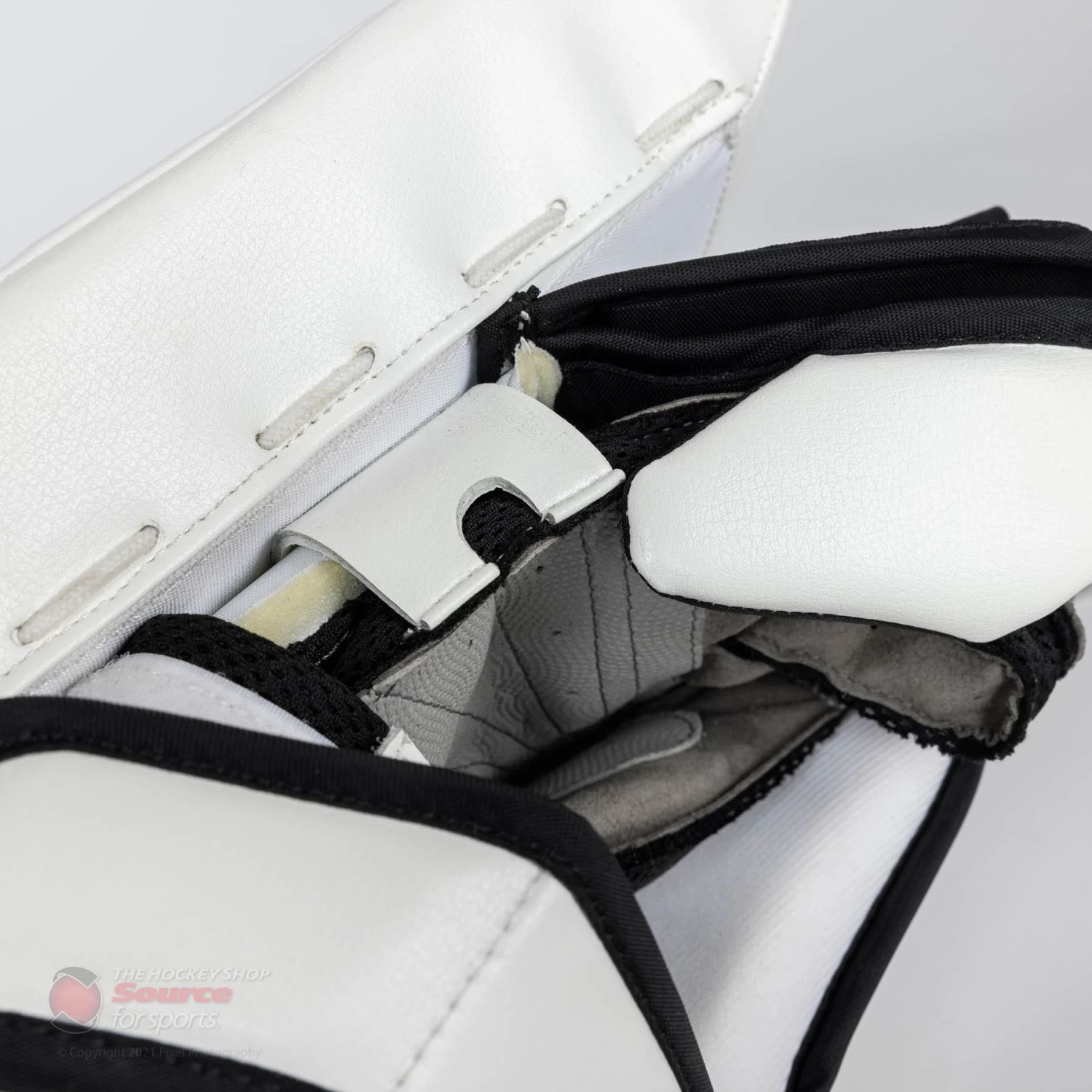 Brian's OPTiK X2 Senior Goalie Blocker 9 Brian's OPTiK X2 Senior Goalie Blocker - Image 9