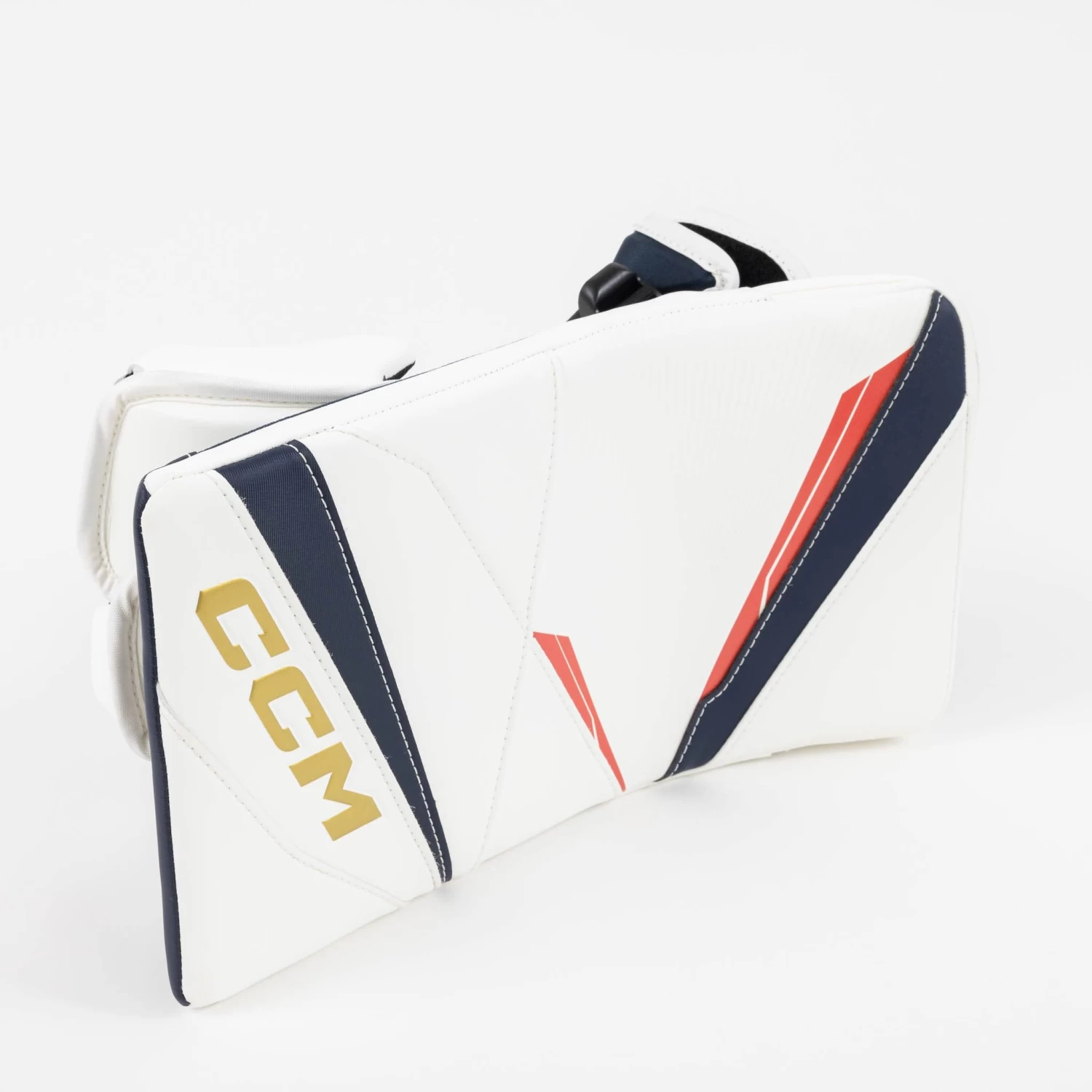 CCM Axis 2 Senior Goalie Blocker 2 CCM Axis 2 Senior Goalie Blocker - Image 2