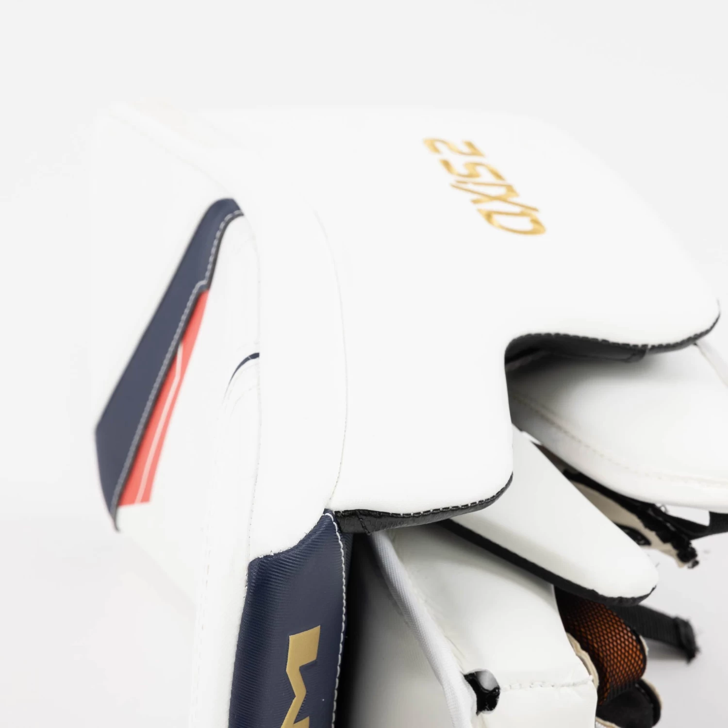 CCM Axis 2 Senior Goalie Blocker 4 CCM Axis 2 Senior Goalie Blocker - Image 4