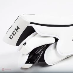 CCM Extreme Flex E4.5 Junior Goalie Blocker - Source Exclusive 18 CCM Extreme Flex E4.5 Junior Goalie Blocker - Source Exclusive -Hockey Shop ccm blockers ccm extreme flex e4 5 junior goalie blocker source exclusive 5310649466946