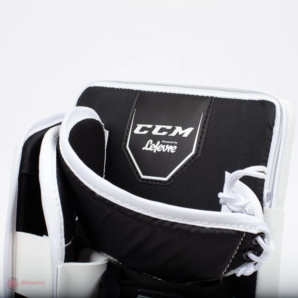 CCM Extreme Flex E4.5 Junior Goalie Blocker - Source Exclusive 7 CCM Extreme Flex E4.5 Junior Goalie Blocker - Source Exclusive - Image 7