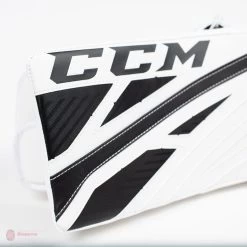 CCM Extreme Flex E4.9 Intermediate Goalie Blocker - Source Exclusive -Hockey Shop ccm blockers ccm extreme flex e4 9 intermediate goalie blocker source exclusive 5311075352642
