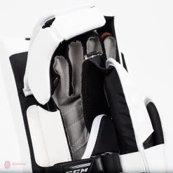 CCM Extreme Flex E4.9 Intermediate Goalie Blocker - Source Exclusive -Hockey Shop ccm blockers ccm extreme flex e4 9 intermediate goalie blocker source exclusive 5311075811394