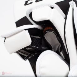 CCM Extreme Flex E4.9 Intermediate Goalie Blocker - Source Exclusive -Hockey Shop ccm blockers ccm extreme flex e4 9 intermediate goalie blocker source exclusive 5311076139074