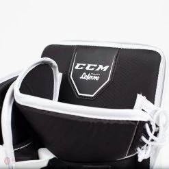 CCM Extreme Flex E4.9 Intermediate Goalie Blocker - Source Exclusive -Hockey Shop ccm blockers ccm extreme flex e4 9 intermediate goalie blocker source exclusive 5311076991042