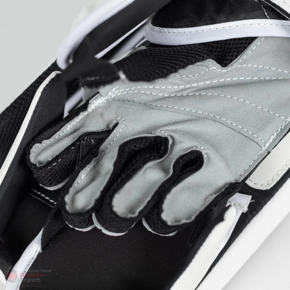 CCM Premier P2.5 Junior Goalie Blocker - Source Exclusive 4 CCM Premier P2.5 Junior Goalie Blocker - Source Exclusive - Image 4