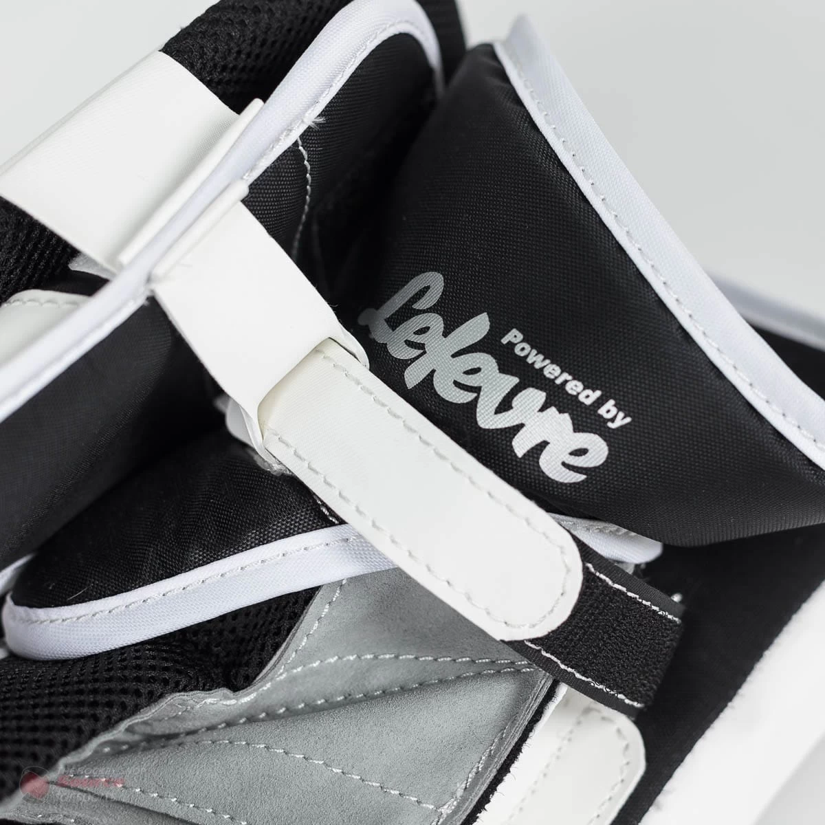 CCM Premier P2.5 Junior Goalie Blocker - Source Exclusive 7 CCM Premier P2.5 Junior Goalie Blocker - Source Exclusive - Image 7