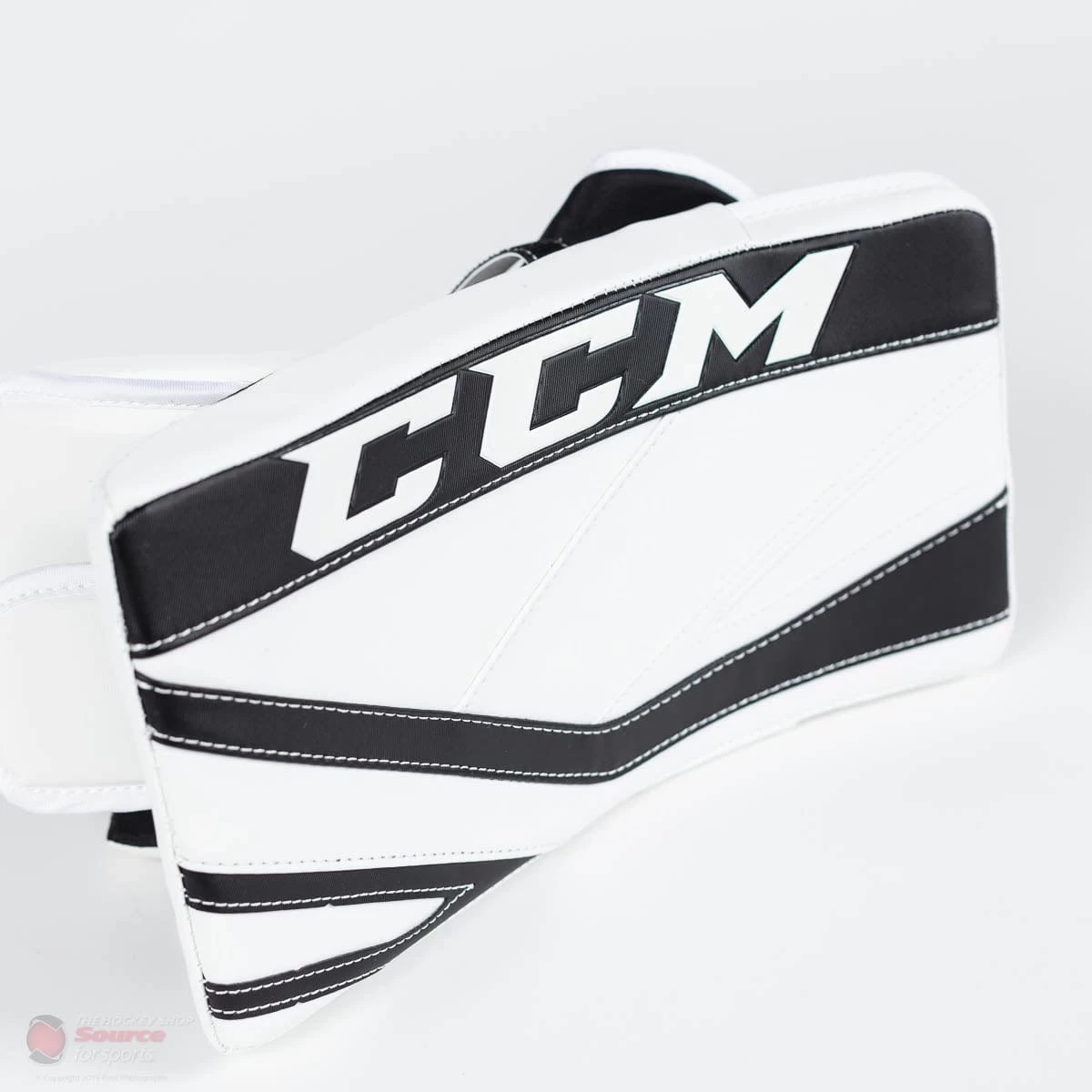CCM Premier P2.9 Intermediate Goalie Blocker - Source Exclusive 3 CCM Premier P2.9 Intermediate Goalie Blocker - Source Exclusive - Image 3