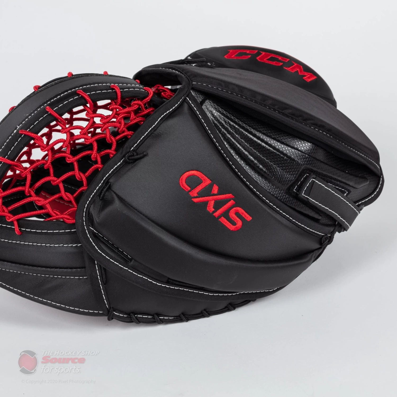 CCM Axis Senior Goalie Catcher - 600 Break Angle 5 CCM Axis Senior Goalie Catcher - 600 Break Angle - Image 5