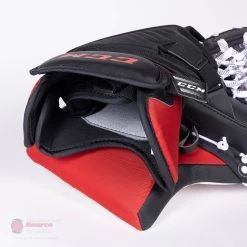 CCM Extreme Flex E5.5 Junior Goalie Catcher - Source Exclusive -Hockey Shop ccm catchers ccm extreme flex e5 5 junior goalie catcher source exclusive 28235119165506