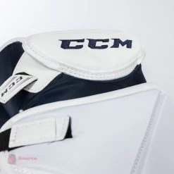 CCM Extreme Flex E5.9 Intermediate Goalie Catcher 28 CCM Extreme Flex E5.9 Intermediate Goalie Catcher -Hockey Shop ccm catchers ccm extreme flex e5 9 intermediate goalie catcher 27988516667458