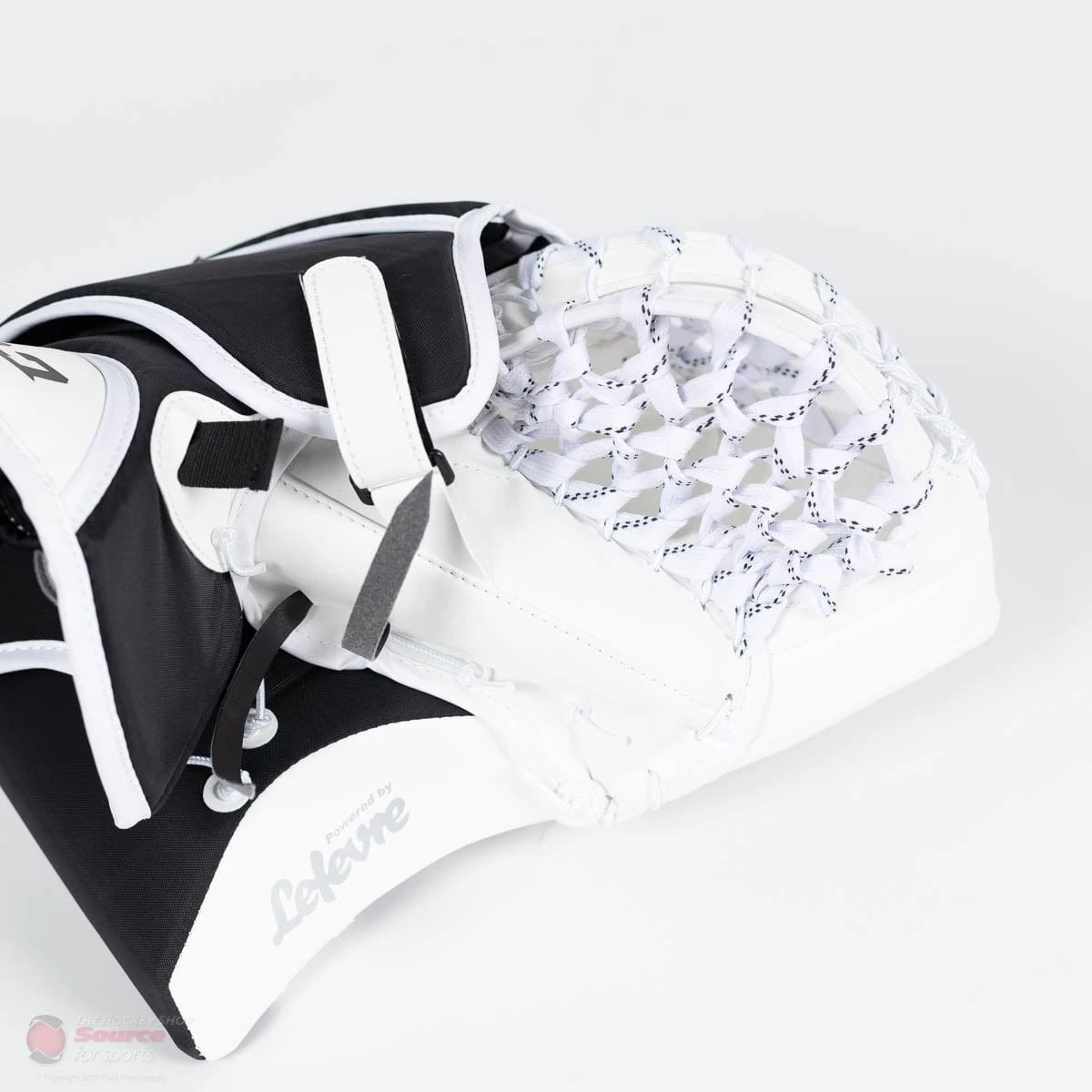 CCM Premier P2.5 Senior Goalie Catcher - Source Exclusive 8 CCM Premier P2.5 Senior Goalie Catcher - Source Exclusive - Image 8