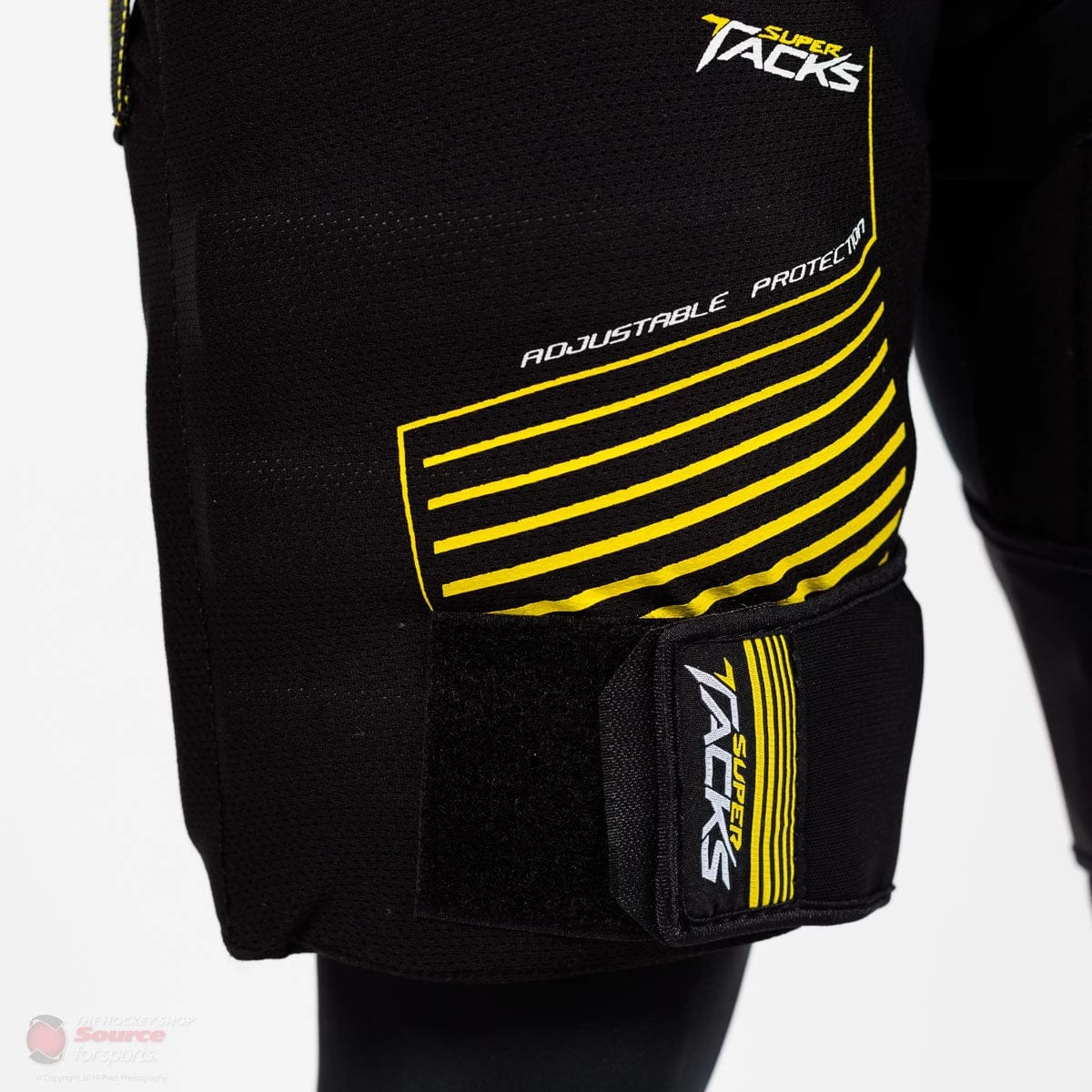 CCM Super Tacks Senior Hockey Girdle W/ Shell 3 CCM Super Tacks Senior Hockey Girdle W/ Shell - Image 3
