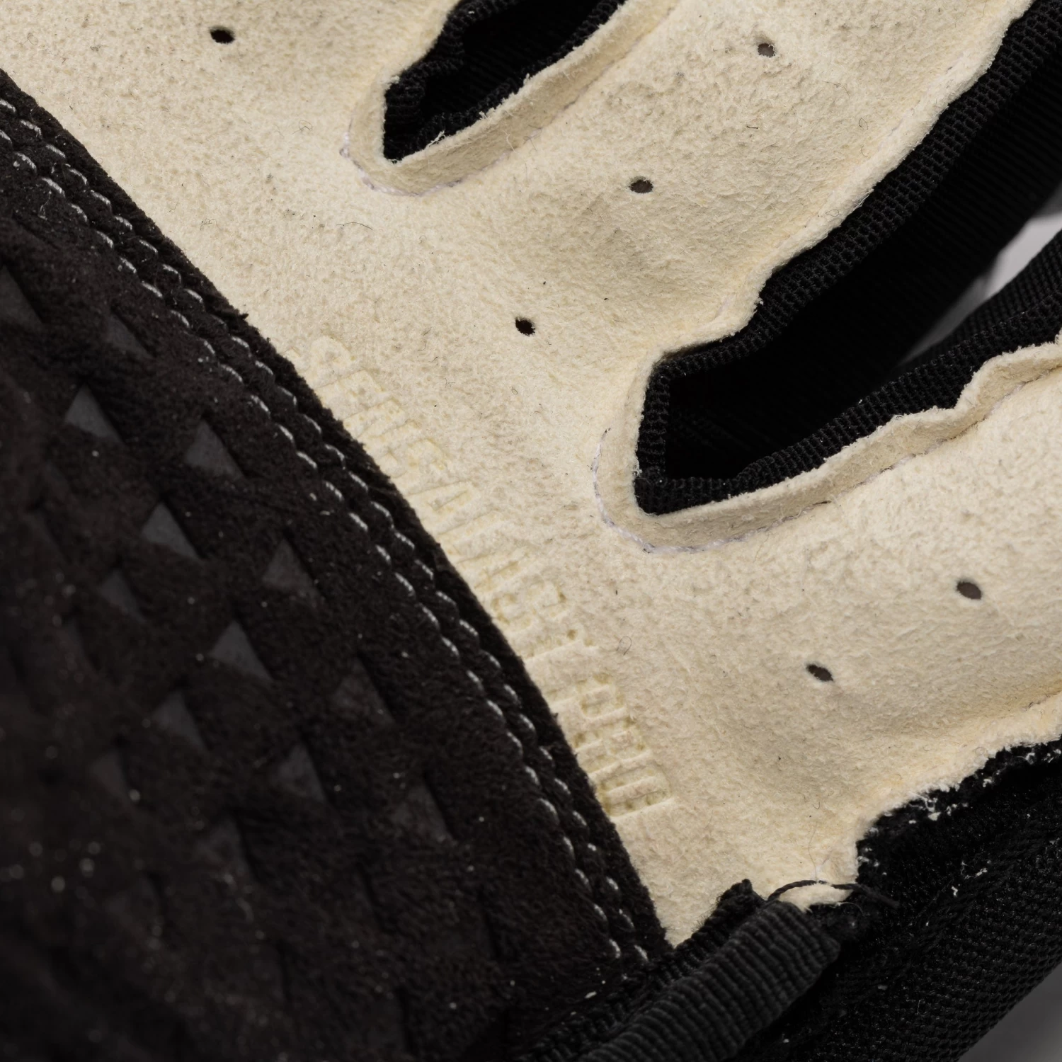 CCM Jetspeed FT6 Pro Senior Hockey Gloves 10 CCM Jetspeed FT6 Pro Senior Hockey Gloves - Image 10