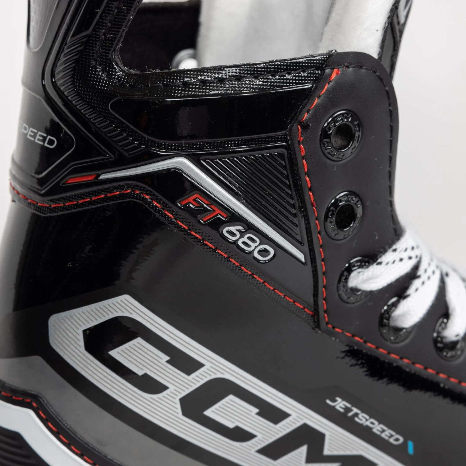 CCM Jetspeed FT680 Youth Hockey Skates 8 CCM Jetspeed FT680 Youth Hockey Skates - Image 8