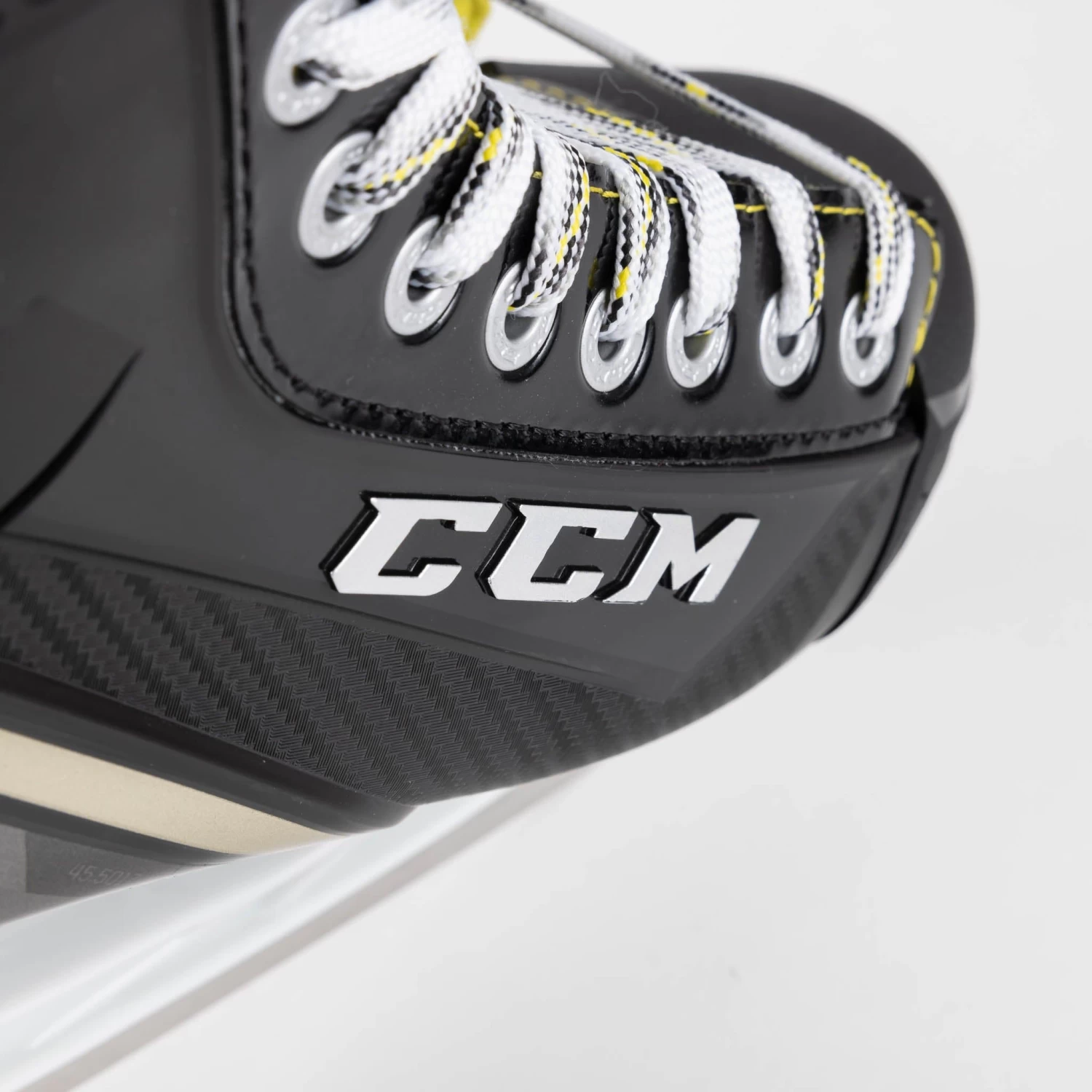 CCM Tacks AS560 Intermediate Hockey Skates 9 CCM Tacks AS560 Intermediate Hockey Skates - Image 9