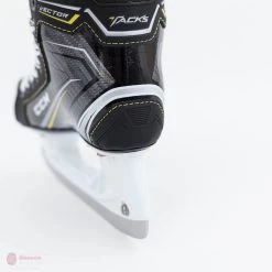CCM Tacks Vector Junior Skates (2018) -Hockey Shop ccm hockey skates ccm tacks vector junior skates 2018 4566185836610