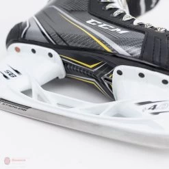 CCM Tacks Vector Senior Hockey Skates (2018) 22 CCM Tacks Vector Senior Hockey Skates (2018) -Hockey Shop ccm hockey skates ccm tacks vector senior hockey skates 2018 4566184099906
