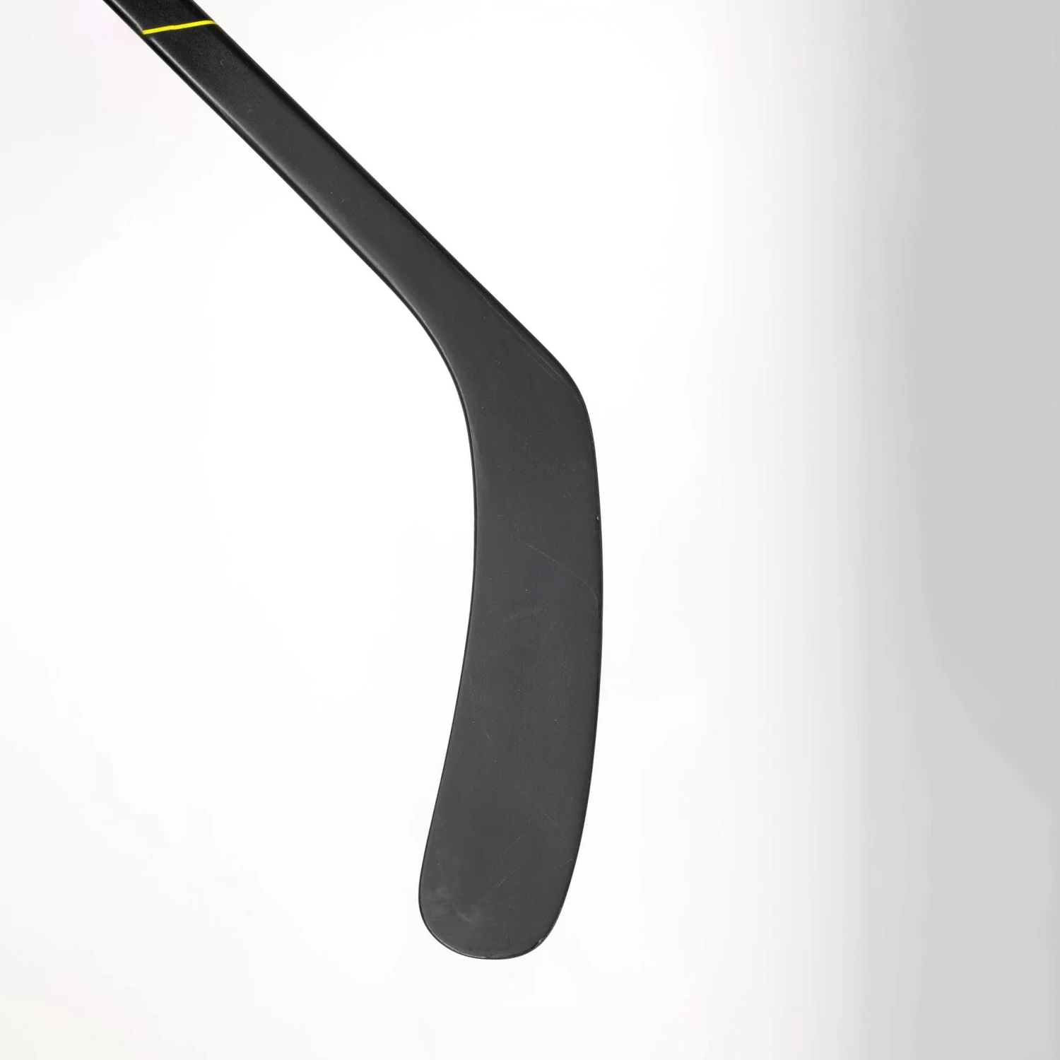 CCM Super Tacks 9360 Junior Hockey Stick 4 CCM Super Tacks 9360 Junior Hockey Stick - Image 4