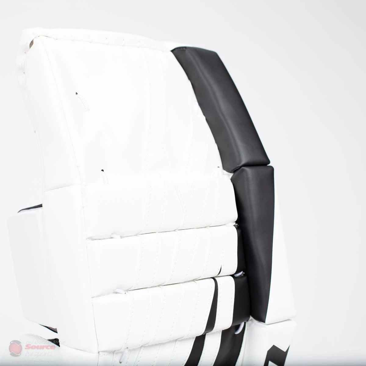 CCM Extreme Flex E4.5 Junior Goalie Leg Pads - Source Exclusive 2 CCM Extreme Flex E4.5 Junior Goalie Leg Pads - Source Exclusive - Image 2