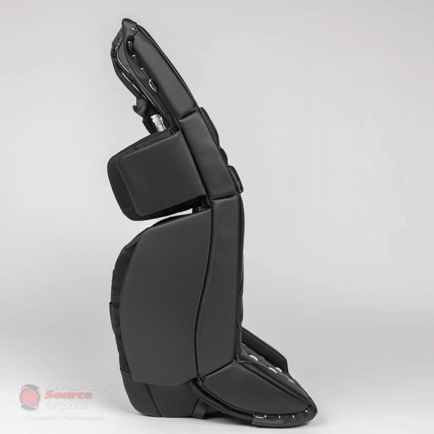 CCM Extreme Flex E5.5 Junior Goalie Leg Pads - Source Exclusive 2 CCM Extreme Flex E5.5 Junior Goalie Leg Pads - Source Exclusive - Image 2