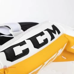 CCM Extreme Flex E5.9 Senior Goalie Leg Pads -Hockey Shop ccm leg pads ccm extreme flex e5 9 senior goalie leg pads 27988495368258