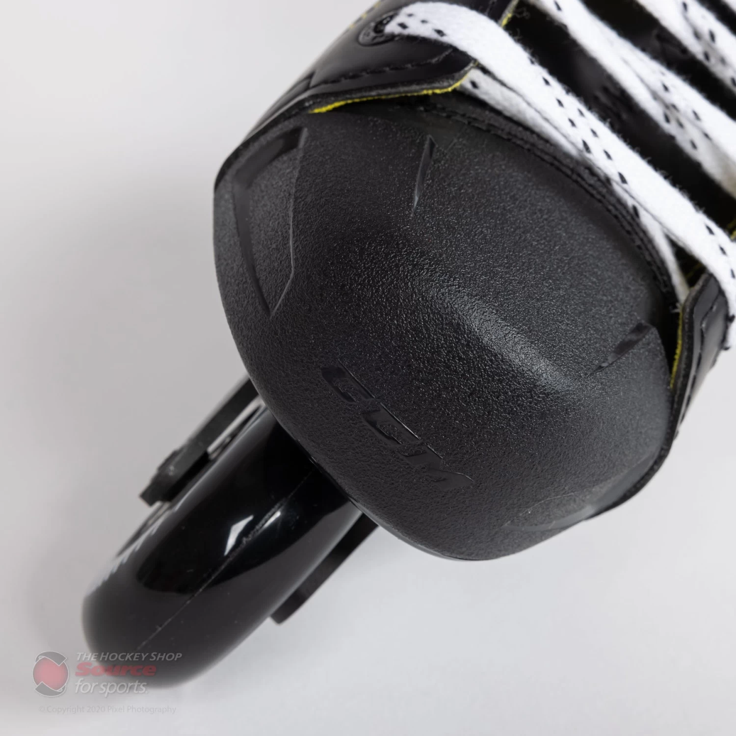 CCM Super Tacks 9350R Youth Roller Hockey Skates 11 CCM Super Tacks 9350R Youth Roller Hockey Skates - Image 11