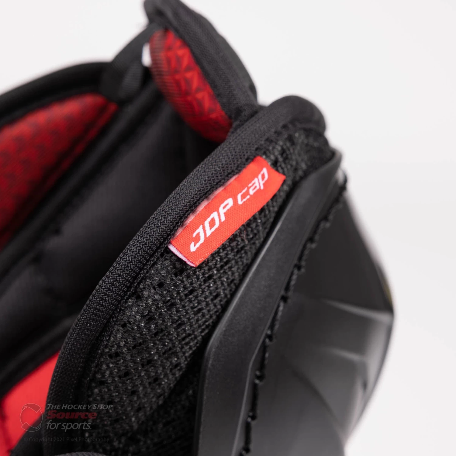 CCM Jetspeed FT4 Junior Hockey Shin Guards 10 CCM Jetspeed FT4 Junior Hockey Shin Guards - Image 10