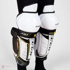 CCM Super Tacks AS1 Senior Hockey Shin Guards -Hockey Shop ccm shin guards ccm super tacks as1 senior hockey shin guards 5201427103810