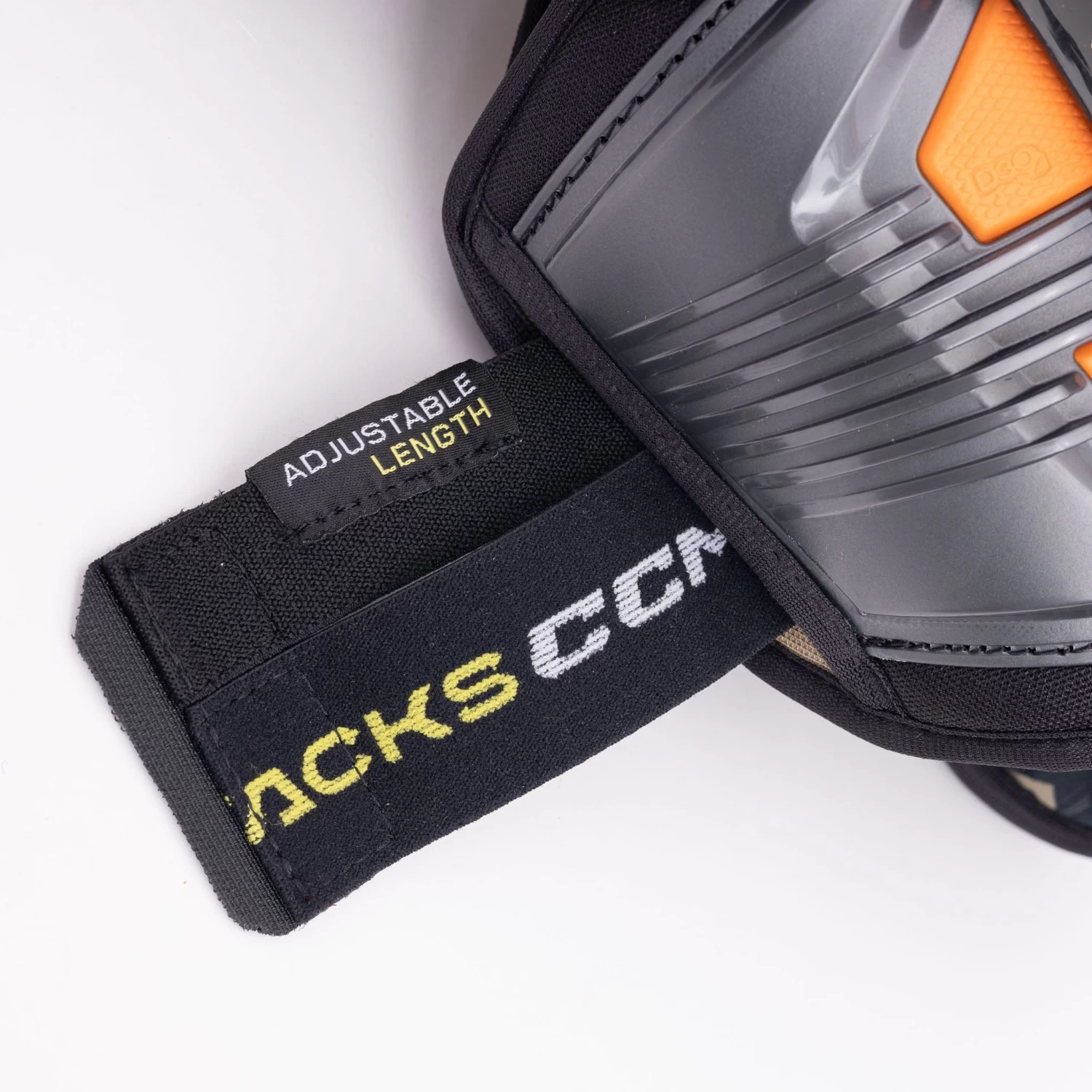 CCM Tacks AS-V Pro Senior Hockey Shin Guards 18 CCM Tacks AS-V Pro Senior Hockey Shin Guards - Image 18