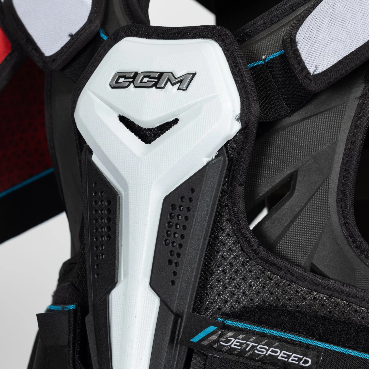 CCM Jetspeed FT6 Junior Hockey Shoulder Pads 4 CCM Jetspeed FT6 Junior Hockey Shoulder Pads - Image 4