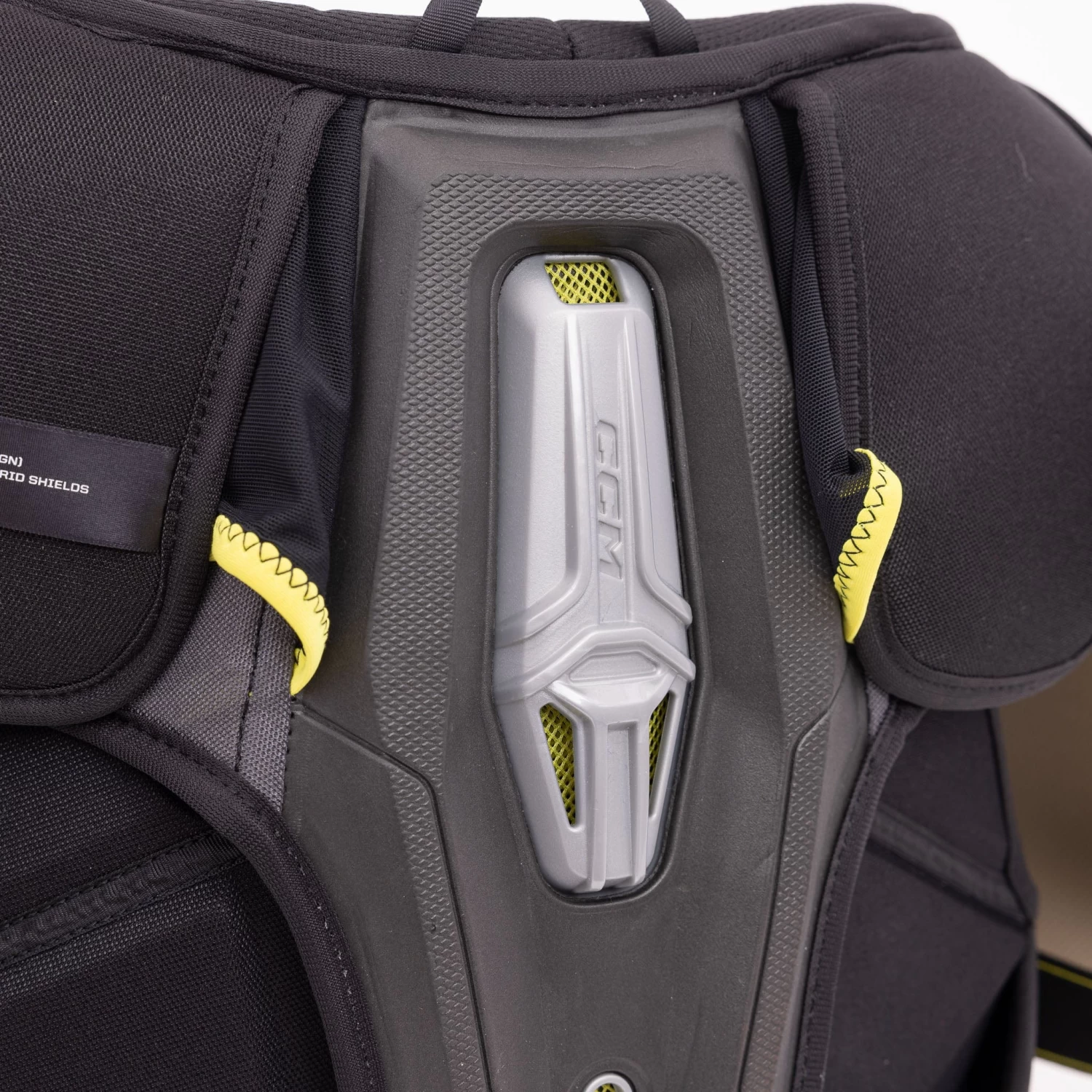 CCM Tacks AS-V Senior Hockey Shoulder Pads 4 CCM Tacks AS-V Senior Hockey Shoulder Pads - Image 4