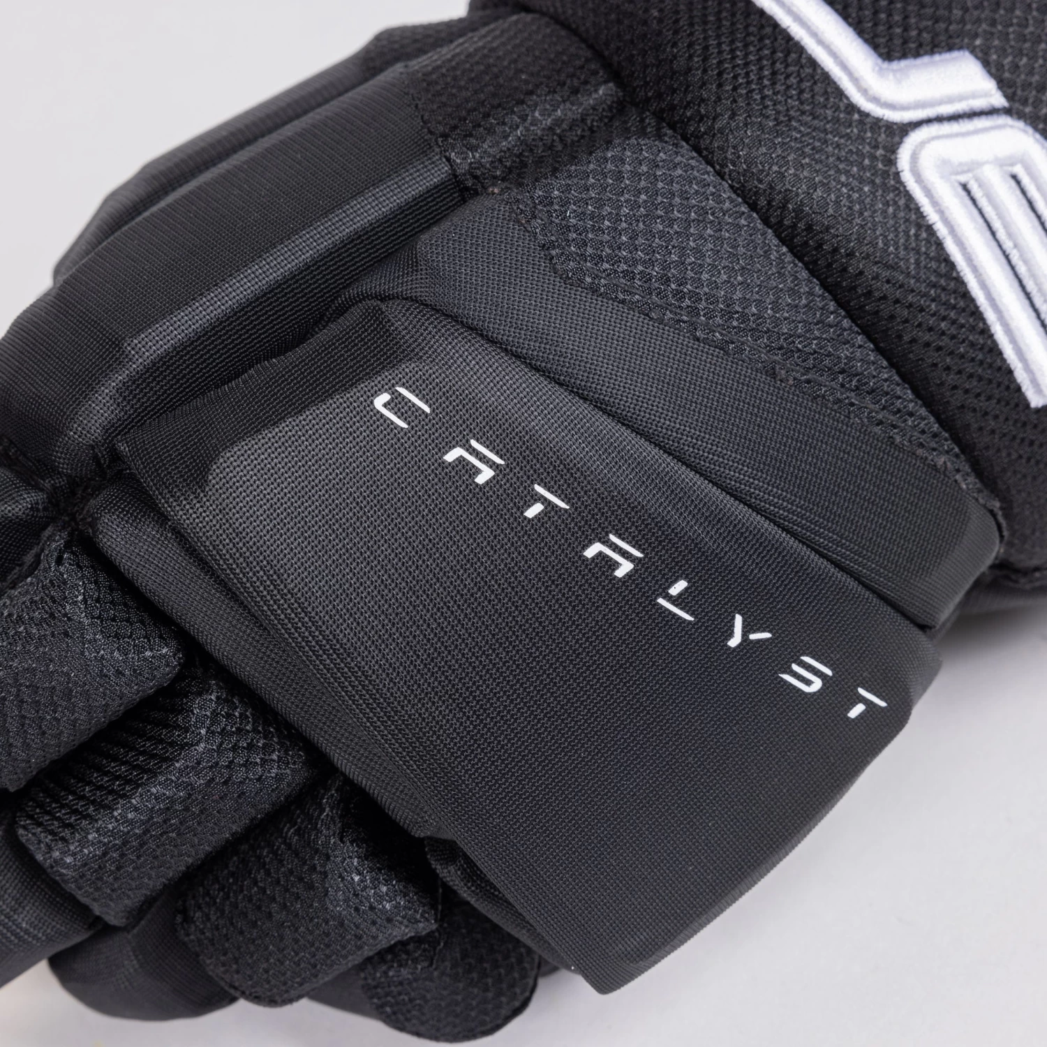 TRUE Catalyst Pro Stock Senior Hockey Glove - Montreal 6 TRUE Catalyst Pro Stock Senior Hockey Glove - Montreal - Image 6