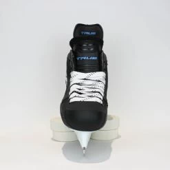 TRUE Player Junior Hockey Skates - Pro Stock - VH Holder - Felt Liner - Size 5 -Hockey Shop true hockey skates true player junior hockey skates pro stock vh holder felt liner size 5 5 r standard 15186586599490