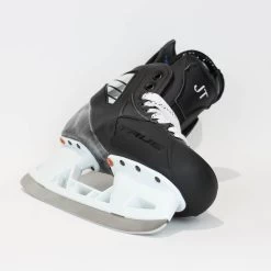 TRUE Player Junior Hockey Skates - Pro Stock - VH Holder - "JT" - Size 5 -Hockey Shop true hockey skates true player junior hockey skates pro stock vh holder jt size 5 5 r standard 15186605080642