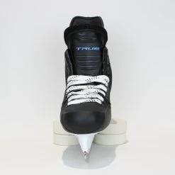 TRUE Player Junior Hockey Skates - Pro Stock - VH Holder - Size 5 -Hockey Shop true hockey skates true player junior hockey skates pro stock vh holder size 5 5 r standard 15186600362050