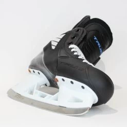 TRUE Player Junior Hockey Skates - Pro Stock - VH Holder - Size 5 -Hockey Shop true hockey skates true player junior hockey skates pro stock vh holder size 5 5 r standard 15186600493122